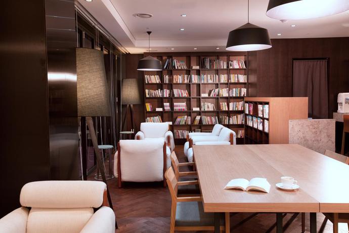 Imagen de los interiores del Hotel The Annex, Seogwipo. Foto 6