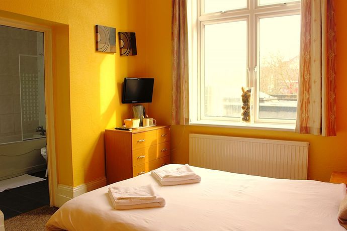 Imagen de la habitación del Hotel The Antigallican. Foto 5