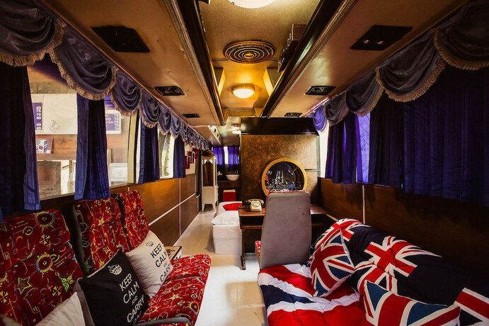 Imagen de la habitación del Hotel The Antique Riverside. Foto 25