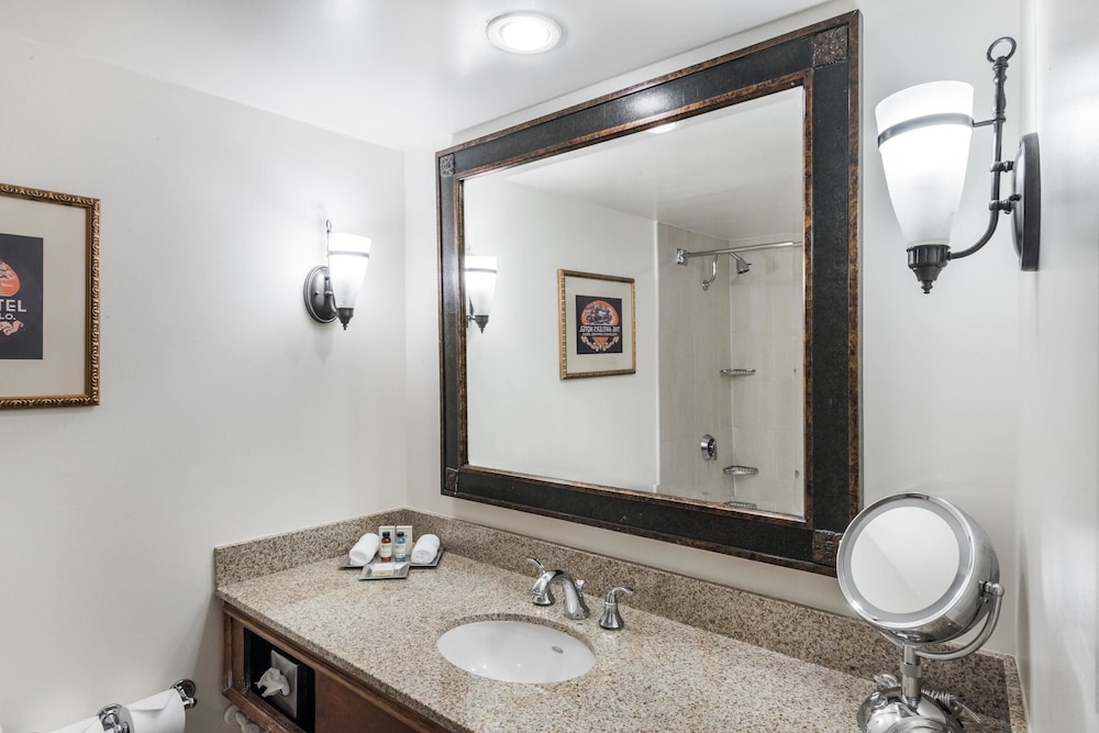 Imagen de la habitación del Hotel The Antlers, A Wyndham. Foto 10