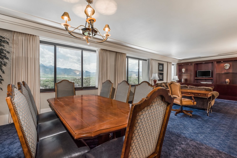 Imagen de la habitación del Hotel The Antlers, A Wyndham. Foto 12