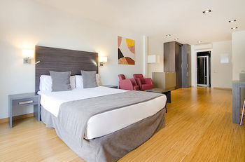 Imagen general del Hotel The Apartment Barcelona Sagrada Familia. Foto 11