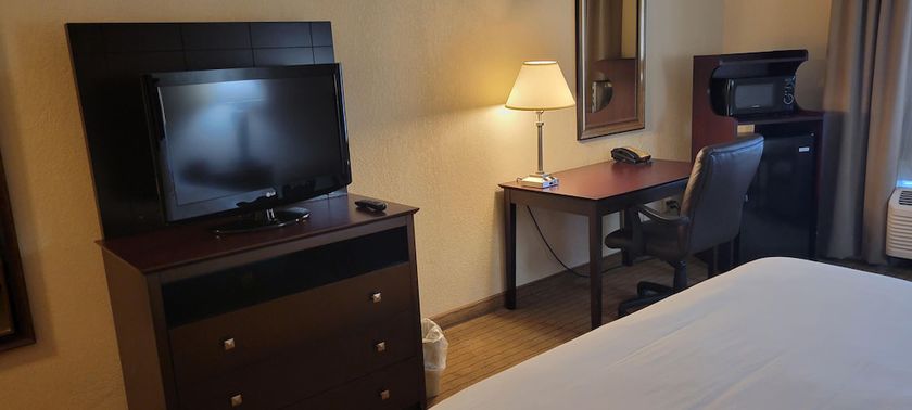 Imagen de la habitación del Hotel The Arc. Foto 2