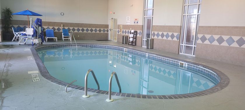 Imagen de la piscina del Hotel The Arc. Foto 19