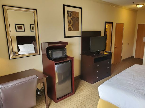 Imagen de la habitación del Hotel The Arc. Foto 9