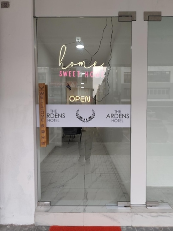 Imagen general del Hotel The Ardens - Permas Jaya. Foto 2