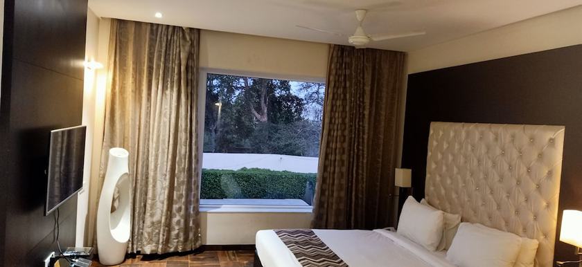 Imagen de la habitación del Hotel The Arindum. Foto 10