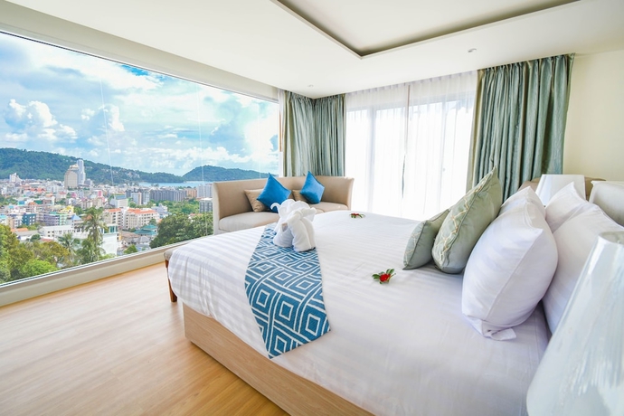 Imagen de la habitación del Hotel The Aristo Seaview Patong. Foto 2