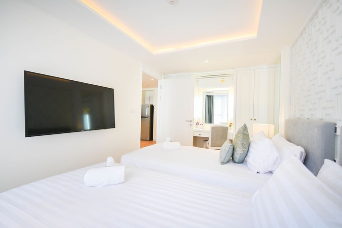 Imagen de la habitación del Hotel The Aristo Seaview Patong. Foto 9