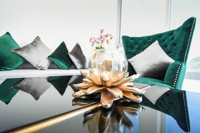 Imagen de los interiores del Hotel The Aristo Seaview Patong. Foto 17