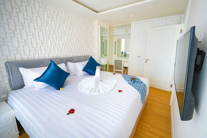 Imagen de la habitación del Hotel The Aristo Seaview Patong. Foto 11