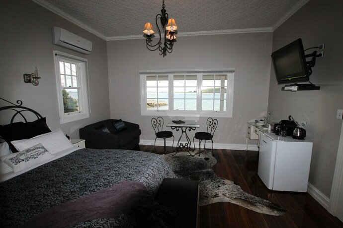 Imagen de la habitación del Hotel The Ark Stanley. Foto 28