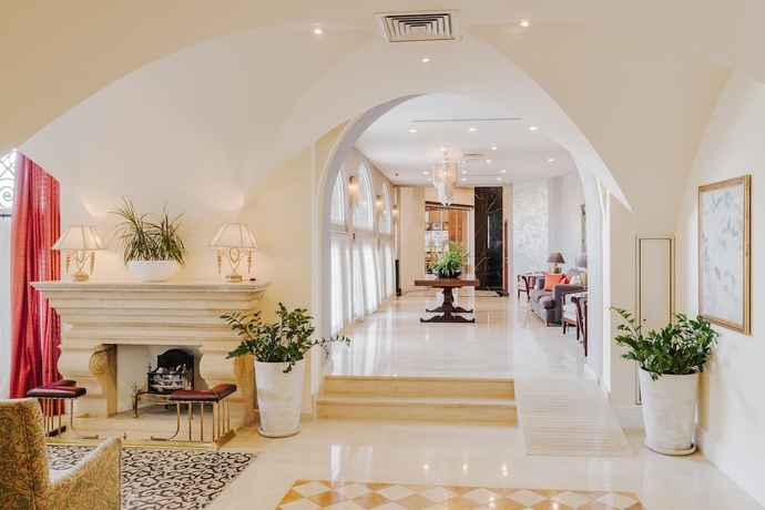 Imagen de los interiores del Hotel The Arkin Colony. Foto 8