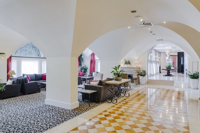 Imagen de los interiores del Hotel The Arkin Colony. Foto 10