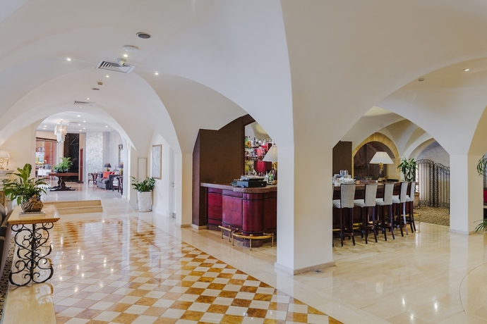 Imagen de los interiores del Hotel The Arkin Colony. Foto 11