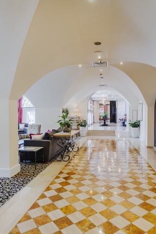 Imagen de los interiores del Hotel The Arkin Colony. Foto 16