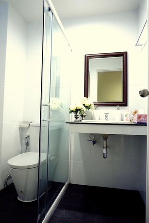 Imagen de la habitación del Hotel The Arni Sukhumvit 101. Foto 12