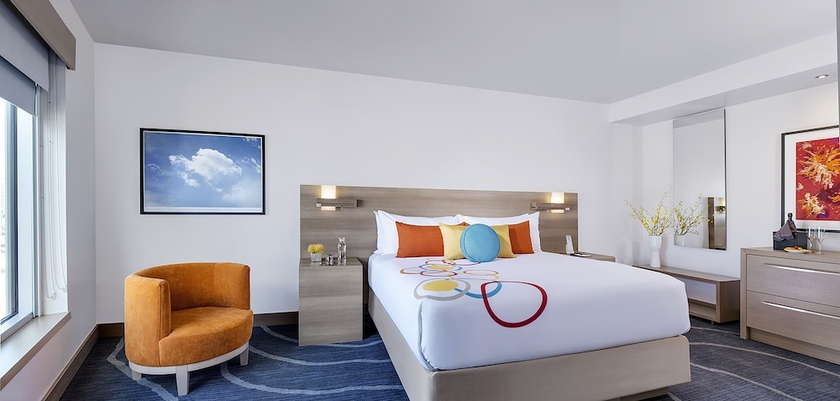 Imagen de la habitación del Hotel The Art Hotel Denver, Curio Collection by Hilton. Foto 5