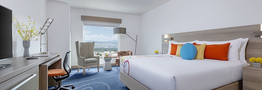 Imagen de la habitación del Hotel The Art Hotel Denver, Curio Collection by Hilton. Foto 13