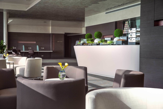 Imagen de los interiores del Hotel The Art and Resort. Foto 12