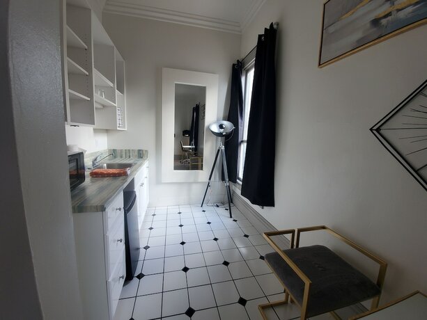 Imagen de la habitación del Hotel The Arthur. Foto 12