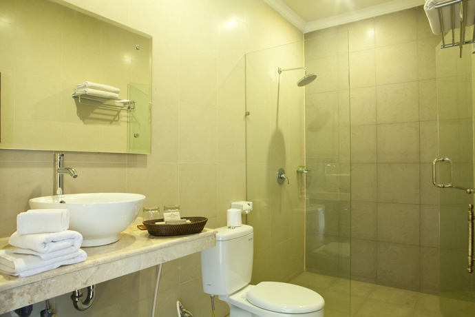 Imagen de la habitación del Hotel The Artini Dijiwa Ubud. Foto 11