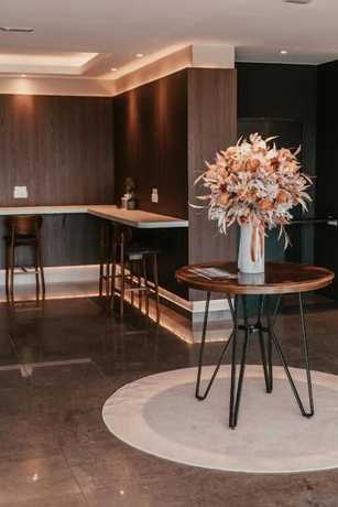 Imagen de los interiores del Hotel The Aru at Aru Suites. Foto 18