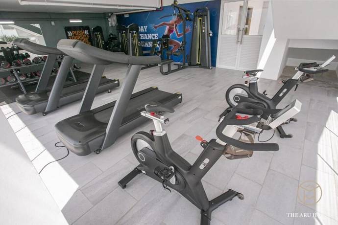 Imagen de los interiores del Hotel The Aru at Aru Suites. Foto 20