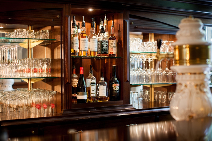 Imagen del bar/restaurante del Hotel The Ascot Köln. Foto 4