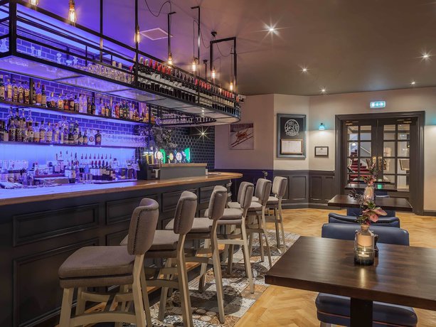 Imagen del bar/restaurante del Hotel The Ashe. Foto 8