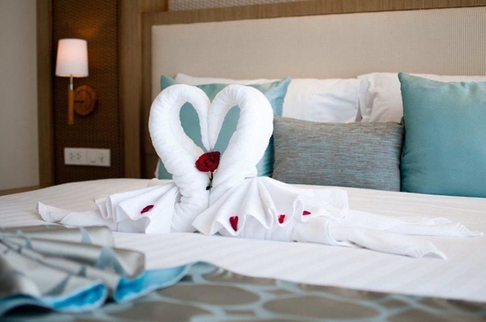 Imagen de la habitación del Hotel The Ashlee Plaza Patong and Spa - Sha Plus. Foto 11