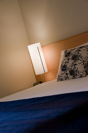 Imagen de la habitación del Hotel The Ashley. Foto 2