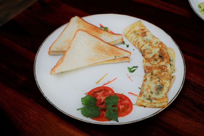 Imagen del bar/restaurante del Hotel The Ashoka. Foto 5