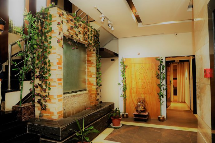 Imagen de los interiores del Hotel The Ashoka. Foto 18