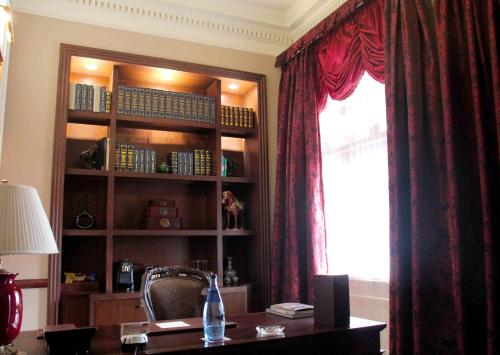 Imagen de la habitación del Hotel The Astor. Foto 8