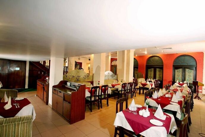 Imagen general del Hotel The Astor Kolkata. Foto 3