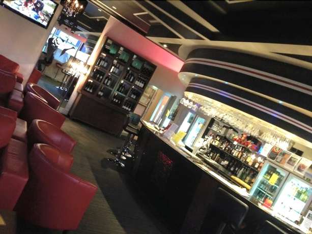 Imagen del bar/restaurante del Hotel The Astra. Foto 8