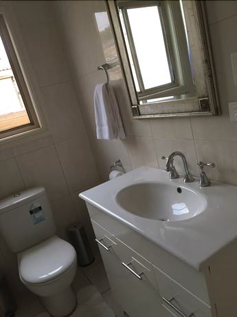 Imagen de la habitación del Hotel The Astra. Foto 16