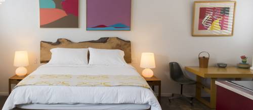 Imagen de la habitación del Hotel The Astro. Foto 4