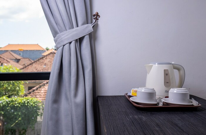 Imagen de la habitación del Hotel The Aswana Seminyak. Foto 17