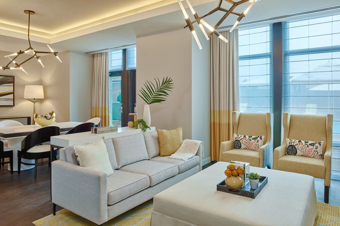 Imagen de la habitación del Hotel The At Avalon, Autograph Collection. Foto 12