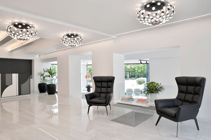 Imagen de los interiores del Hotel The Athenaeum. Foto 15