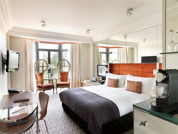 Imagen general del Hotel The Athenaeum and Residences. Foto 7