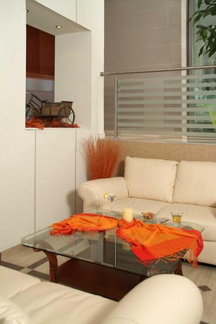 Imagen de los interiores del Hotel The Athens Mirabello. Foto 6