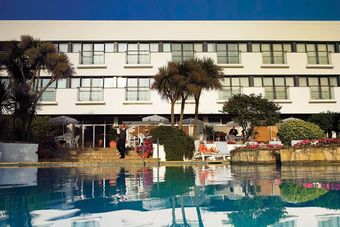 Imagen de la piscina del Hotel The Atlantic, St Brelade. Foto 16
