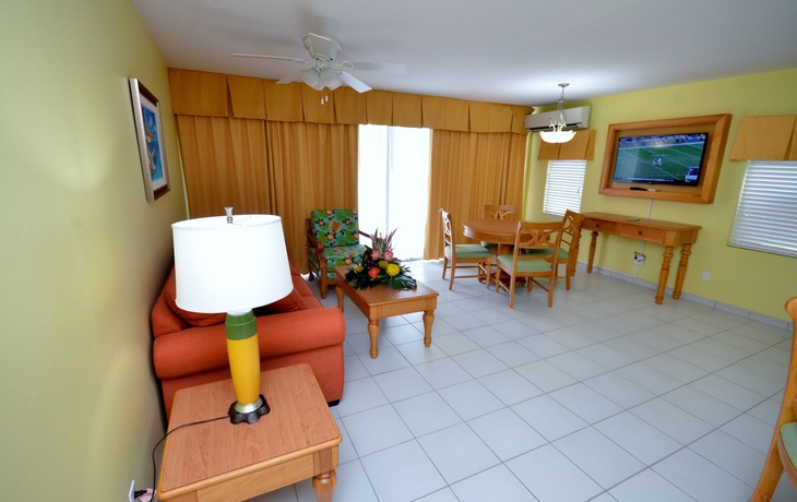 Imagen de la habitación del Hotel The Atrium Beach Resort and Spa, Ascend Hotel Collection. Foto 8