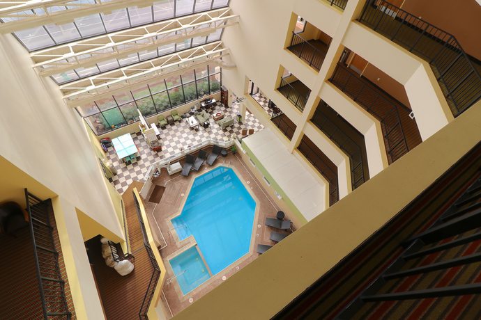 Imagen general del Hotel The Atrium Resort, Virginia Beach. Foto 1