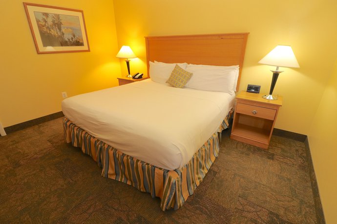 Imagen de la habitación del Hotel The Atrium Resort, Virginia Beach. Foto 6