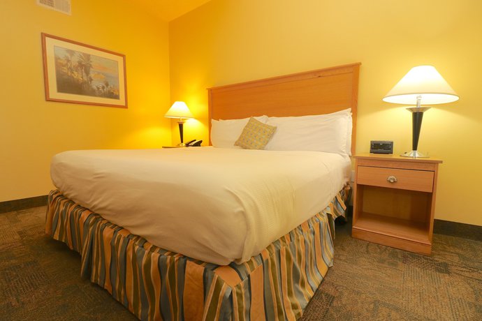 Imagen de la habitación del Hotel The Atrium Resort, Virginia Beach. Foto 9