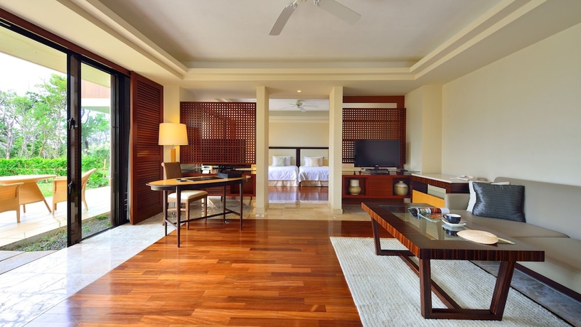 Imagen de la habitación del Hotel The Atta Terrace Club Towers. Foto 3